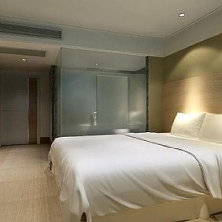 Luck 7 Inn Yichang Cbd Exterior foto