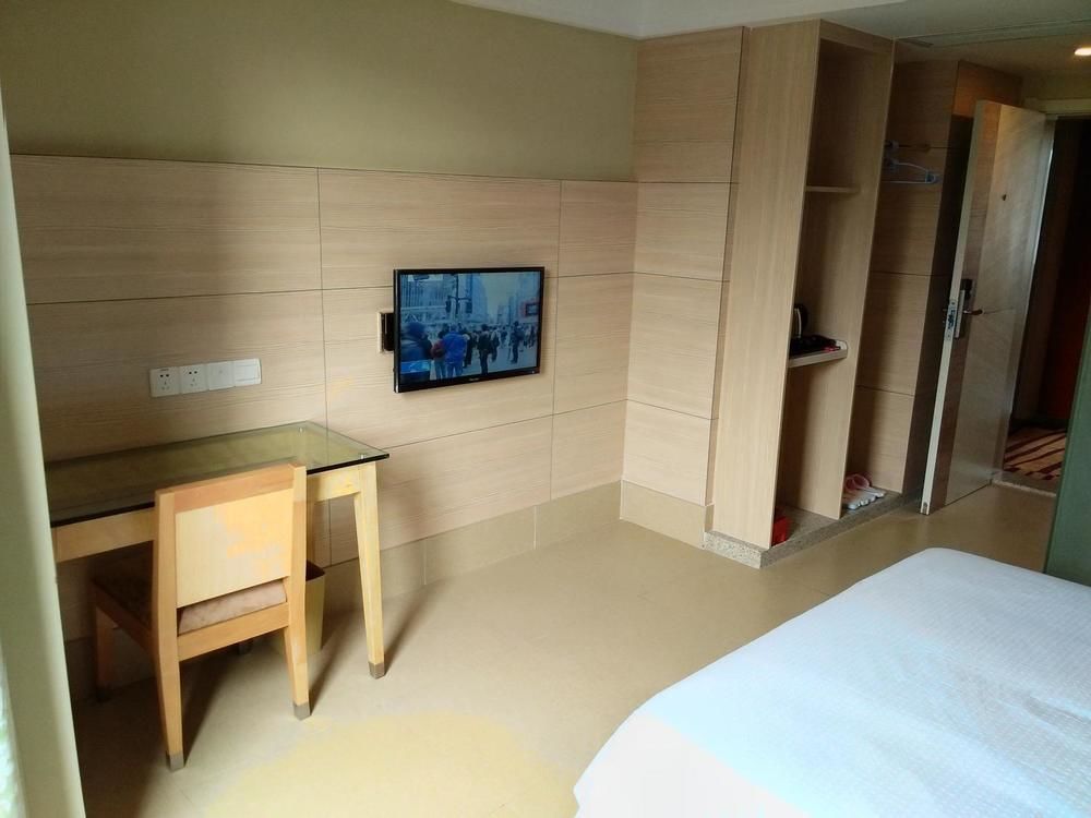 Luck 7 Inn Yichang Cbd Exterior foto